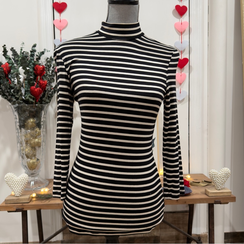H&M Basic Black & Cream Striped Turtleneck Top Size Small